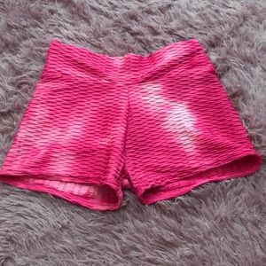 scrunch butt workout shorts